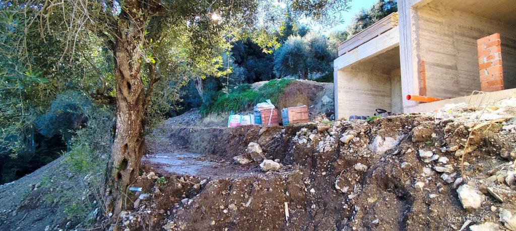 Cour anglaise, bricks, pool, mess | #week&nbsp;58